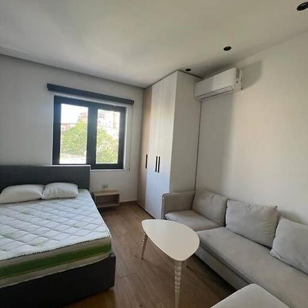 Central Studio Τίρανα Εξωτερικό φωτογραφία